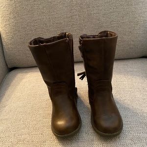 Toddler brown riding boots. Size 5.